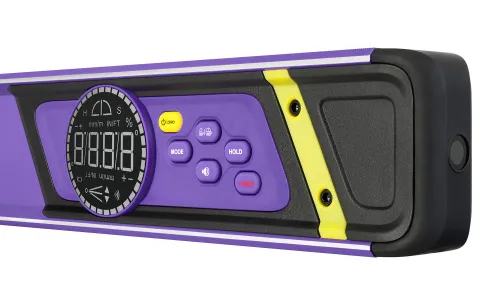 fotója Ermenrich Verk LD60 digitális szintező lézerrel,  4