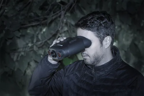 képe Bresser 3x Nightlux 200 Pro digitális éjjellátó távcső,  8