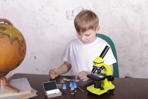 6463664 Levenhuk Rainbow 2L PLUS mikroszkóp,  15