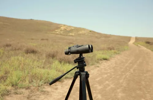 fényképe Meade Mirage Zoom 10–22x50 kétszemes távcső,  2